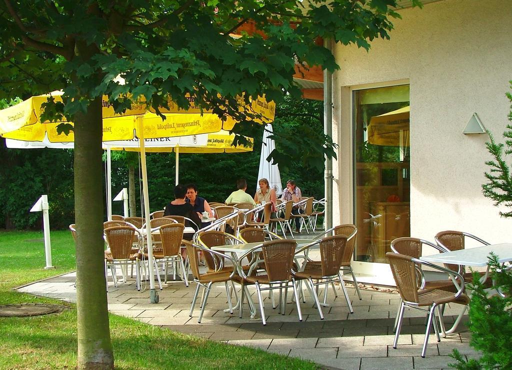Hotel Am Tierpark Гота Екстериор снимка