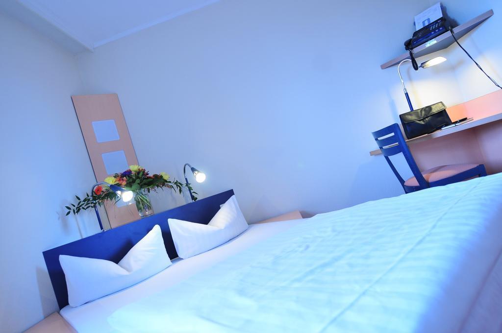 Hotel Am Tierpark Гота Екстериор снимка