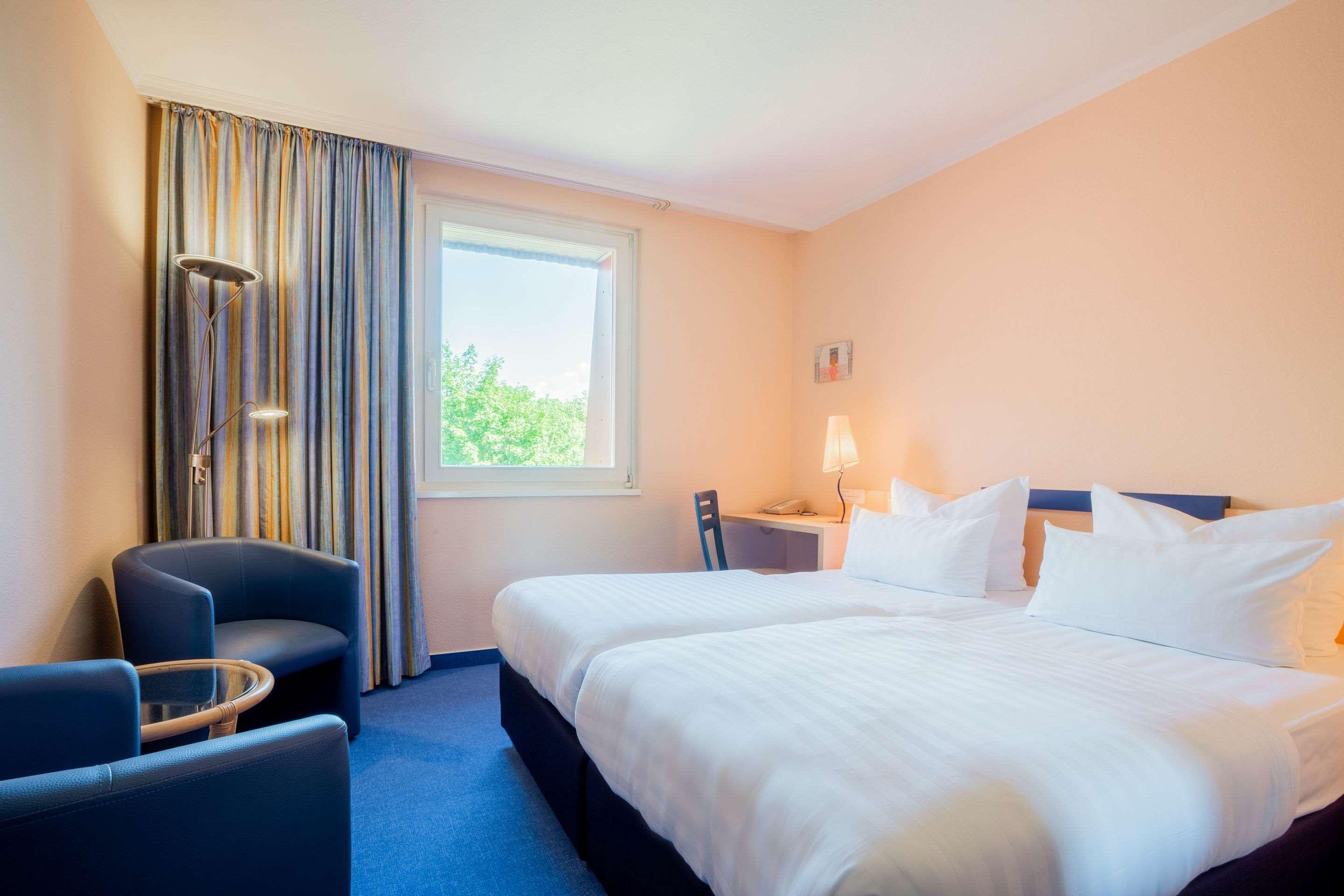 Hotel Am Tierpark Гота Екстериор снимка